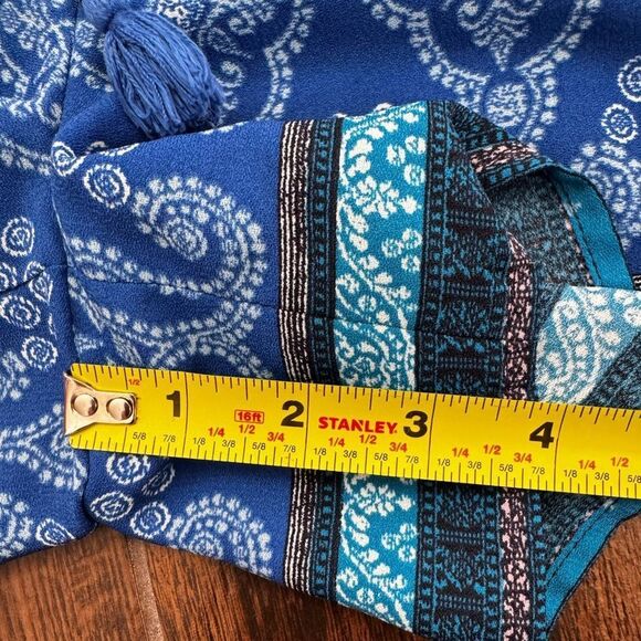 LOFT Blue Athletic Shorts Quick-Dry Geometric Patterns - Picture 9 of 11